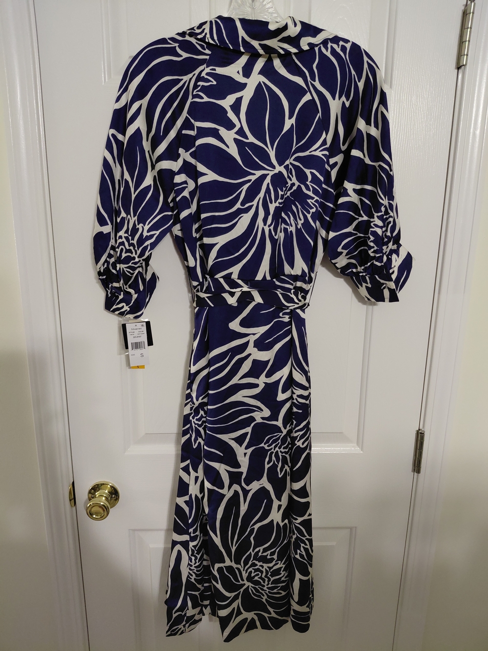 52Seven Navy & White Floral Maxi Wrap Dress with Tie Waist - Picture 7 of 7